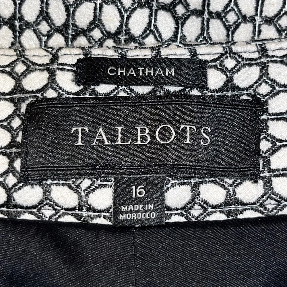 Talbots Chatham style pants, cream & black print, zipper on side, back pockets - Picture 12 of 13